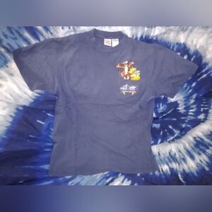 Vintage Disney Store Embroidered Winnie The Pooh Tigger Shirt Size Large